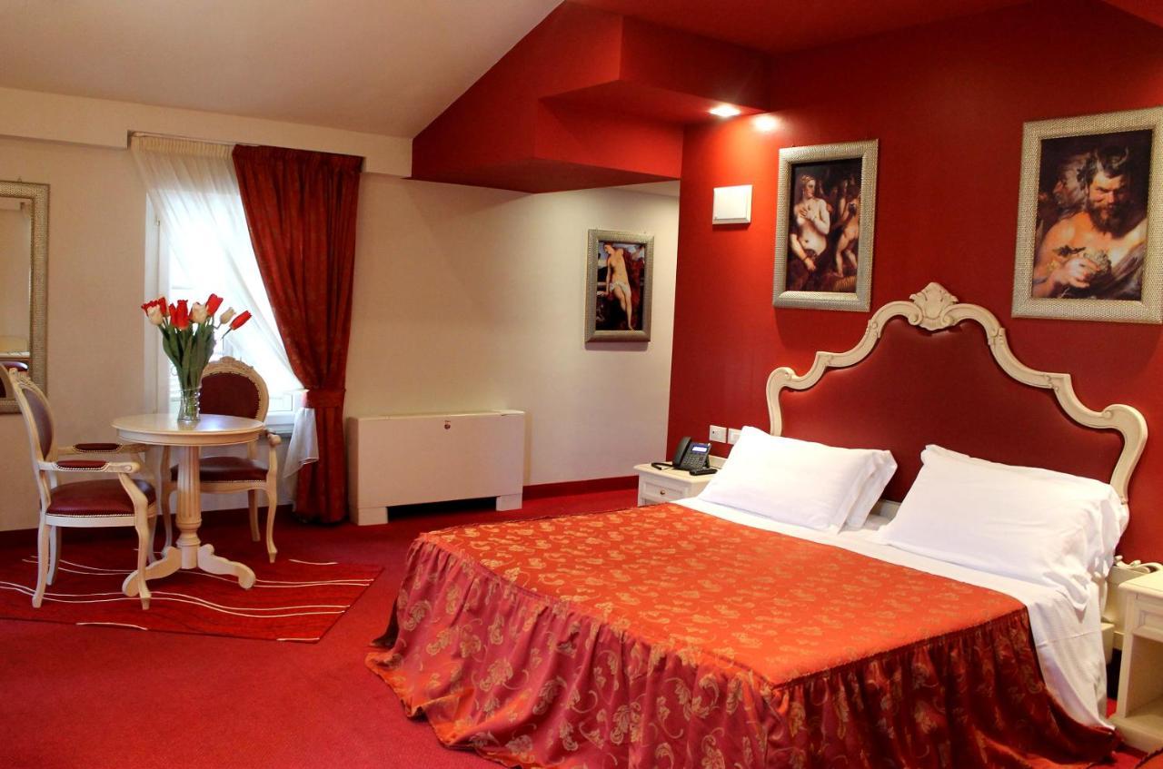 Hotel Capovilla Pisogne Exteriör bild
