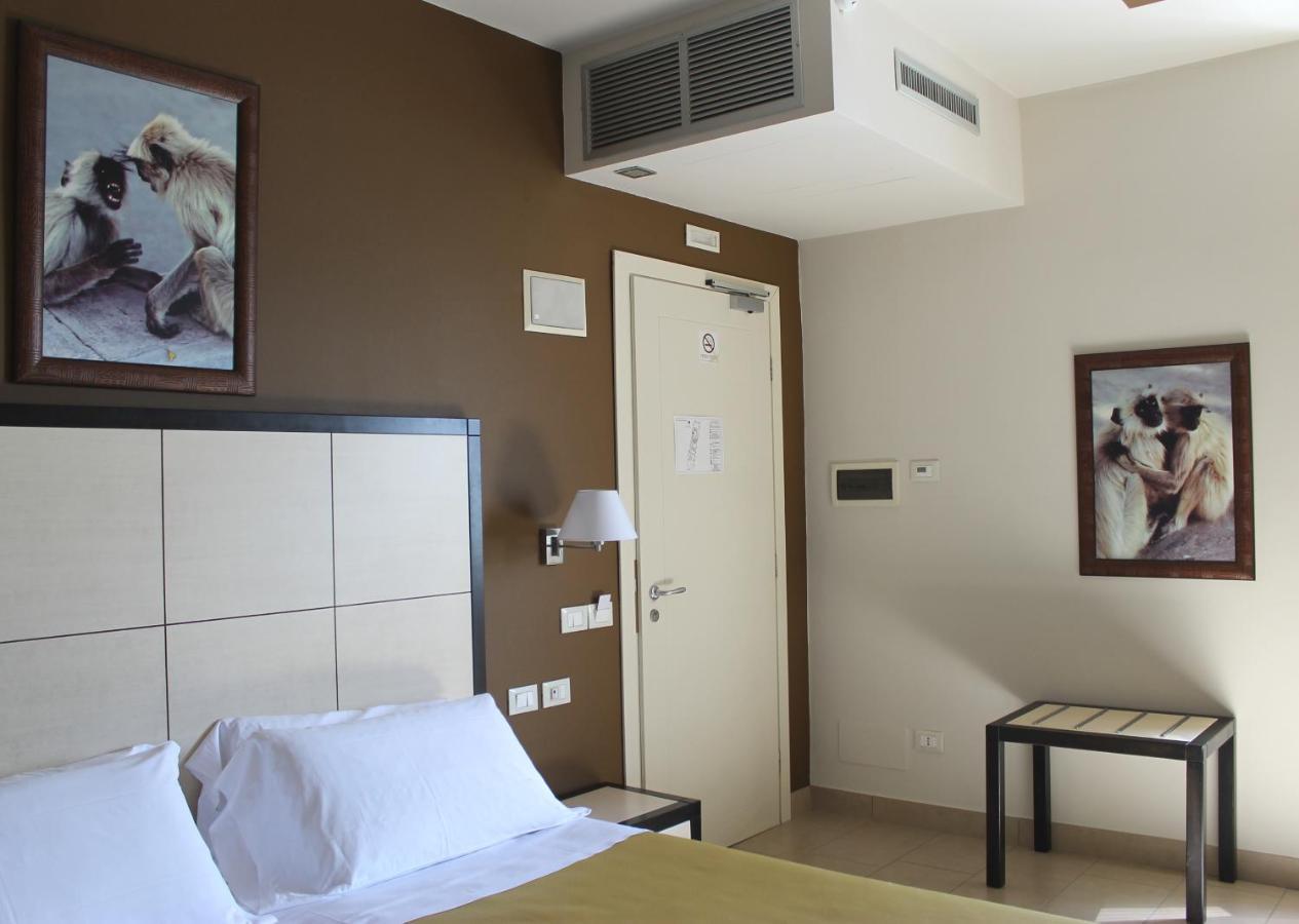 Hotel Capovilla Pisogne Exteriör bild